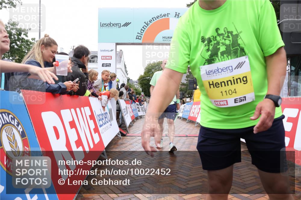 30.08.2026 - Blankeneser Heldenlauf Lena Gebhardt http://msf.ph/oto/10022452 30.08.2026 09:56:16 Ziel 1060, 1104, 1160, 1246, 1739 meine-sportfotos.de