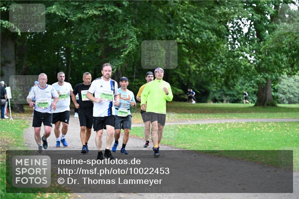 30.08.2026 - Blankeneser Heldenlauf Dr. Thomas Lammeyer http://msf.ph/oto/10022453 30.08.2026 10:15:04 Laufen 5817, 5802 meine-sportfotos.de