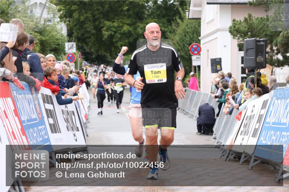 30.08.2026 - Blankeneser Heldenlauf Lena Gebhardt http://msf.ph/oto/10022456 30.08.2026 09:56:19 Ziel 1160, 1236, 1246 meine-sportfotos.de