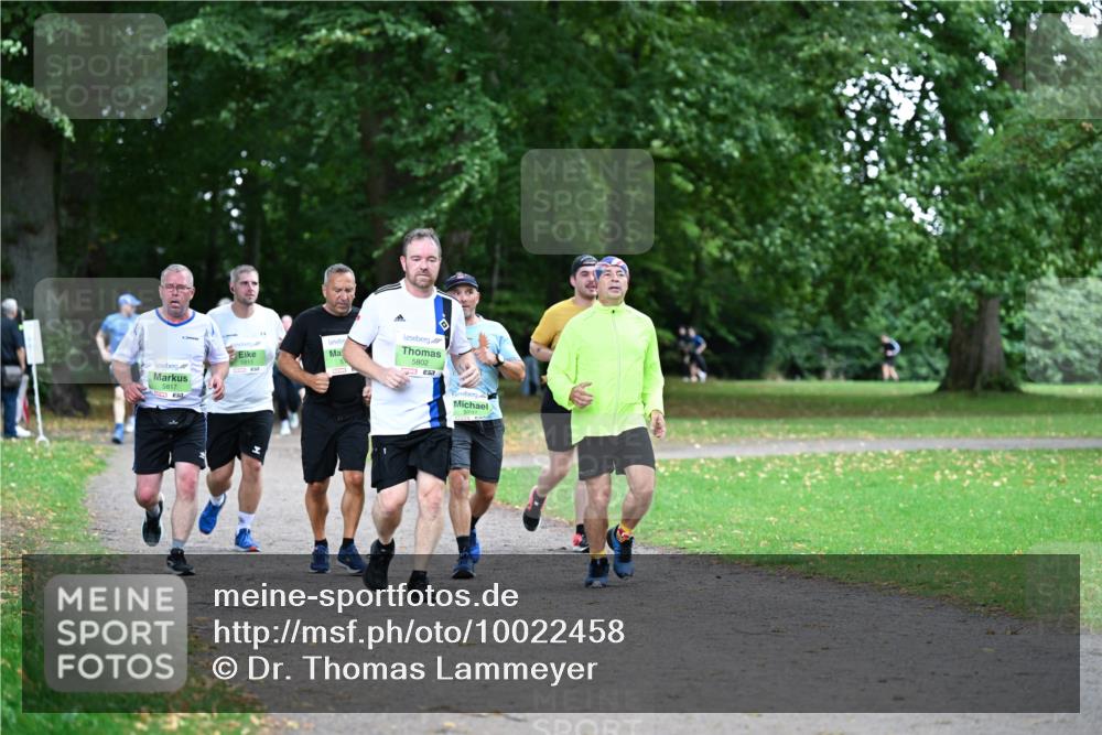 30.08.2026 - Blankeneser Heldenlauf Dr. Thomas Lammeyer http://msf.ph/oto/10022458 30.08.2026 10:15:04 Laufen 5817, 5802 meine-sportfotos.de