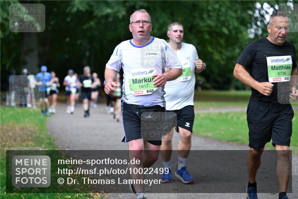 30.08.2026 - Blankeneser Heldenlauf Dr. Thomas Lammeyer http://msf.ph/oto/10022499 30.08.2026 10:15:08 Laufen 5817, 5736 meine-sportfotos.de
