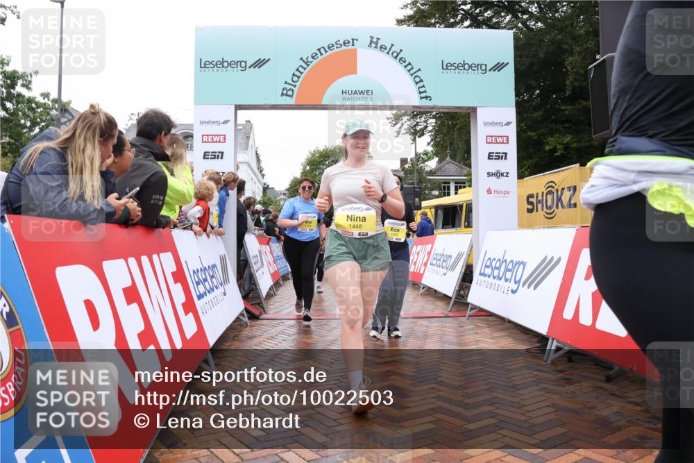 30.08.2026 - Blankeneser Heldenlauf Lena Gebhardt http://msf.ph/oto/10022503 30.08.2026 09:56:37 Ziel 1011, 1029, 1078, 1178, 1235, 1272, 1309, 1345, 1378, 1389, 1448 meine-sportfotos.de