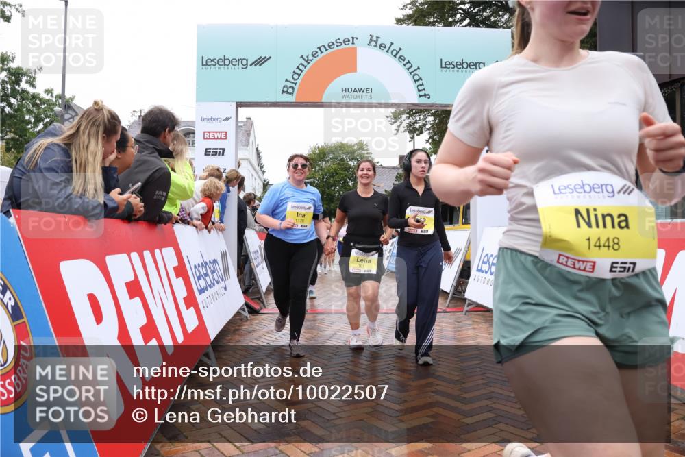 30.08.2026 - Blankeneser Heldenlauf Lena Gebhardt http://msf.ph/oto/10022507 30.08.2026 09:56:38 Ziel 1011, 1029, 1078, 1178, 1235, 1272, 1309, 1378, 1389, 1448 meine-sportfotos.de