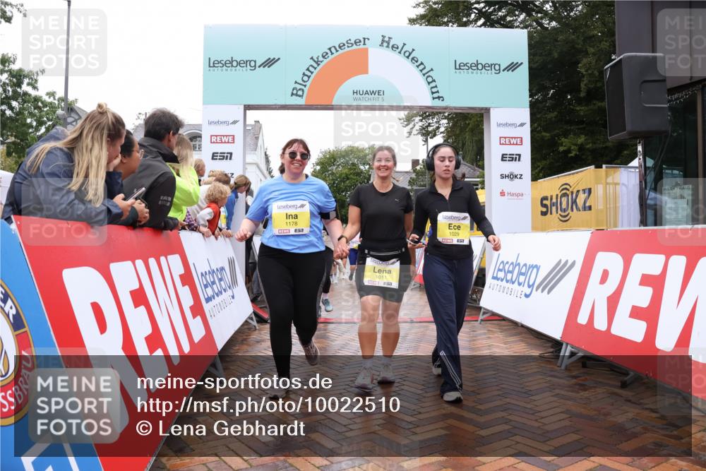30.08.2026 - Blankeneser Heldenlauf Lena Gebhardt http://msf.ph/oto/10022510 30.08.2026 09:56:39 Ziel 1011, 1029, 1078, 1178, 1235, 1272, 1282, 1309, 1378, 1389, 1448 meine-sportfotos.de
