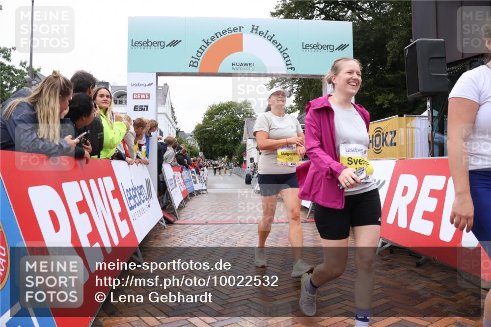 30.08.2026 - Blankeneser Heldenlauf Lena Gebhardt http://msf.ph/oto/10022532 30.08.2026 09:56:45 Ziel 1011, 1078, 1178, 1235, 1272, 1282, 1389 meine-sportfotos.de
