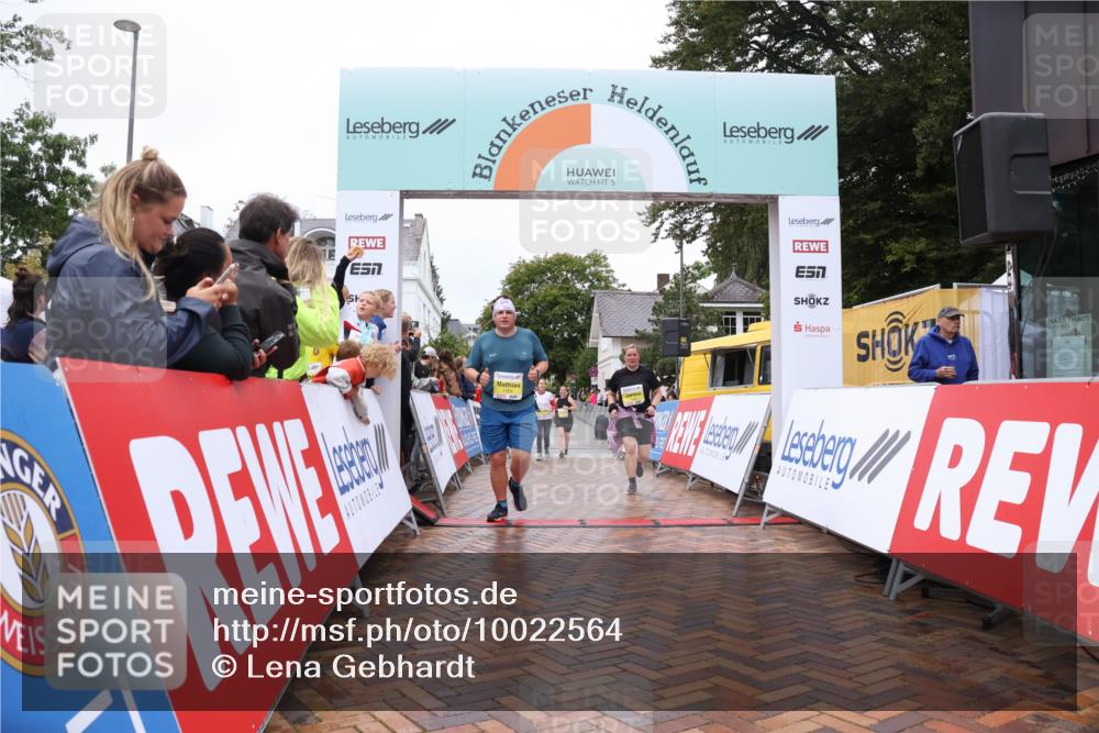 30.08.2026 - Blankeneser Heldenlauf Lena Gebhardt http://msf.ph/oto/10022564 30.08.2026 09:57:33 Ziel 1080, 1296, 1524 meine-sportfotos.de