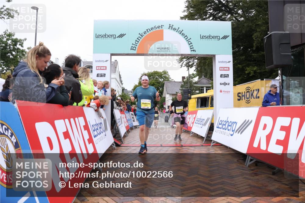 30.08.2026 - Blankeneser Heldenlauf Lena Gebhardt http://msf.ph/oto/10022566 30.08.2026 09:57:34 Ziel 1080, 1082, 1254, 1296, 1524 meine-sportfotos.de