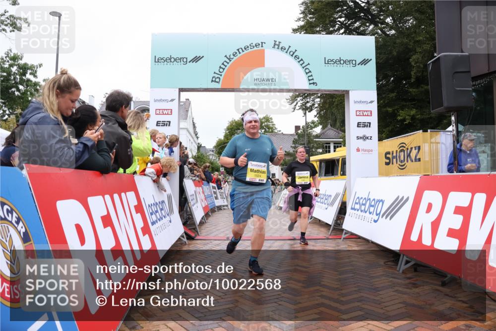 30.08.2026 - Blankeneser Heldenlauf Lena Gebhardt http://msf.ph/oto/10022568 30.08.2026 09:57:34 Ziel 1080, 1082, 1254, 1296, 1524 meine-sportfotos.de