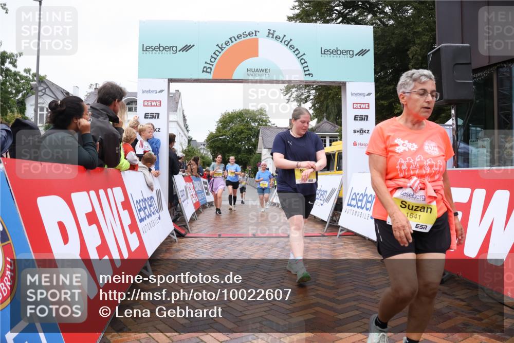 30.08.2026 - Blankeneser Heldenlauf Lena Gebhardt http://msf.ph/oto/10022607 30.08.2026 09:57:48 Ziel 1260, 1610, 1611, 1641, 1685 meine-sportfotos.de