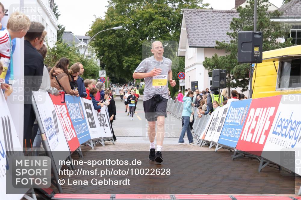 30.08.2026 - Blankeneser Heldenlauf Lena Gebhardt http://msf.ph/oto/10022628 30.08.2026 09:57:54 Ziel 1260, 1610, 1611, 1641, 1685, 1775 meine-sportfotos.de