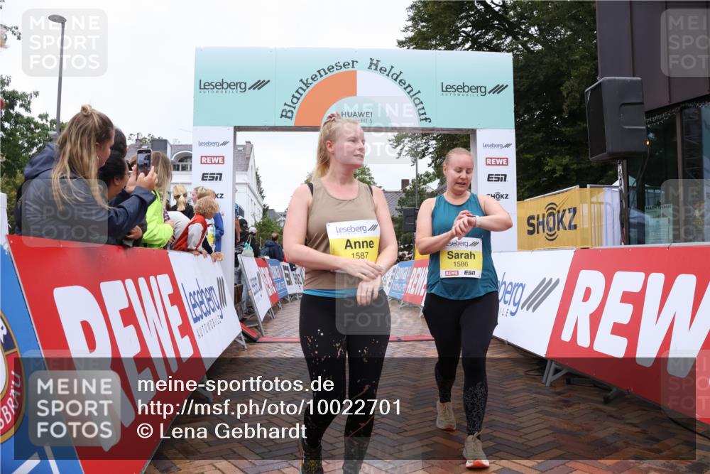 30.08.2026 - Blankeneser Heldenlauf Lena Gebhardt http://msf.ph/oto/10022701 30.08.2026 09:58:32 Ziel 1085, 1258, 1586, 1587 meine-sportfotos.de
