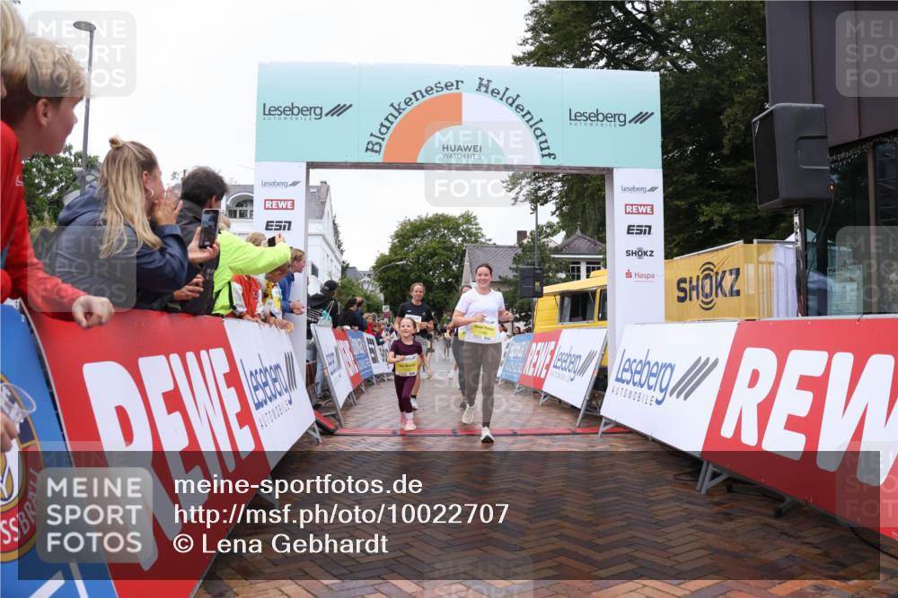 30.08.2026 - Blankeneser Heldenlauf Lena Gebhardt http://msf.ph/oto/10022707 30.08.2026 09:58:44 Ziel 1180, 1242, 1251, 1452, 1757 meine-sportfotos.de