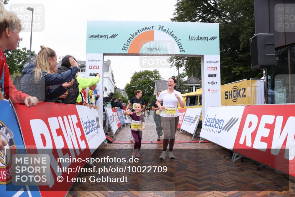 30.08.2026 - Blankeneser Heldenlauf Lena Gebhardt http://msf.ph/oto/10022709 30.08.2026 09:58:45 Ziel 1180, 1242, 1251, 1451, 1452, 1757 meine-sportfotos.de