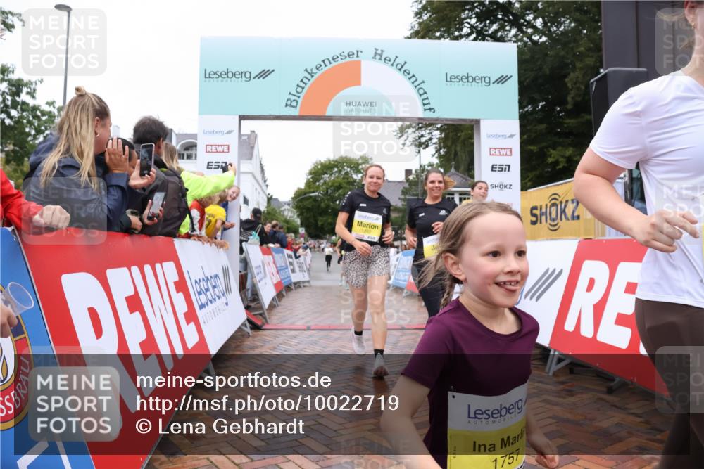 30.08.2026 - Blankeneser Heldenlauf Lena Gebhardt http://msf.ph/oto/10022719 30.08.2026 09:58:47 Ziel 1180, 1242, 1251, 1451, 1452, 1757 meine-sportfotos.de