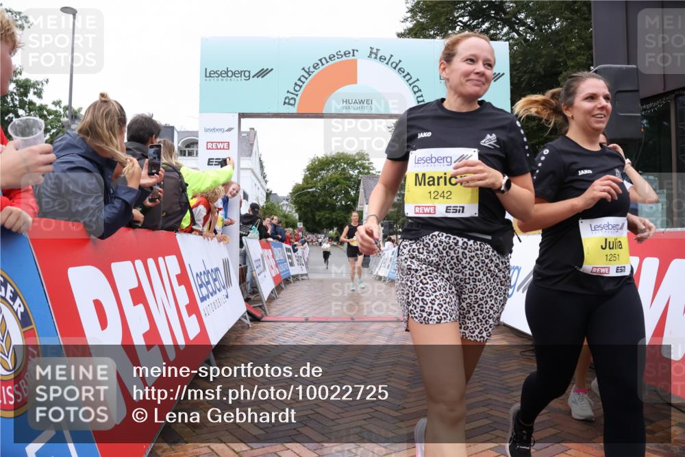 30.08.2026 - Blankeneser Heldenlauf Lena Gebhardt http://msf.ph/oto/10022725 30.08.2026 09:58:48 Ziel 1180, 1242, 1251, 1451, 1452, 1757 meine-sportfotos.de