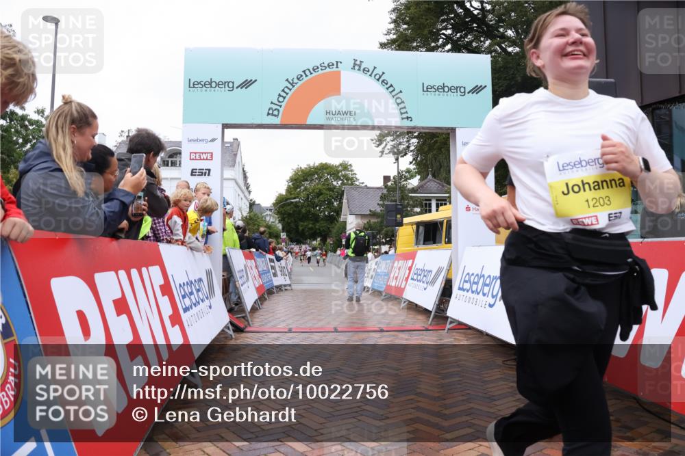 30.08.2026 - Blankeneser Heldenlauf Lena Gebhardt http://msf.ph/oto/10022756 30.08.2026 09:58:59 Ziel 1089, 1203 meine-sportfotos.de
