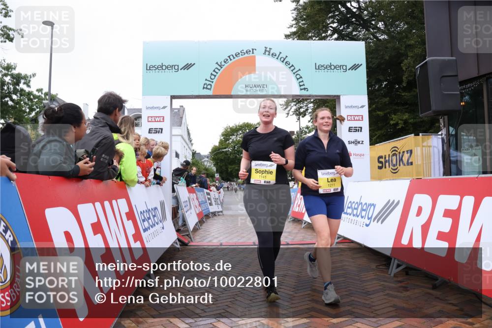 30.08.2026 - Blankeneser Heldenlauf Lena Gebhardt http://msf.ph/oto/10022801 30.08.2026 10:00:05 Ziel 1141, 1211, 1438 meine-sportfotos.de