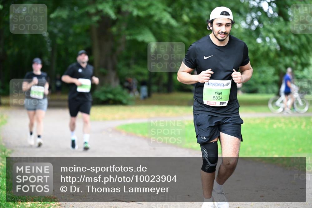 30.08.2026 - Blankeneser Heldenlauf Dr. Thomas Lammeyer http://msf.ph/oto/10023904 30.08.2026 10:19:52 Laufen 5834, 57 meine-sportfotos.de