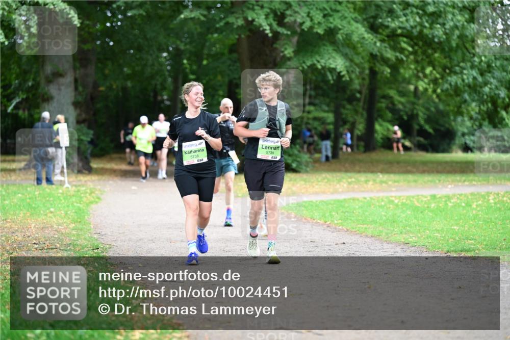 30.08.2026 - Blankeneser Heldenlauf Dr. Thomas Lammeyer http://msf.ph/oto/10024451 30.08.2026 10:22:50 Laufen 5738, 5739 meine-sportfotos.de