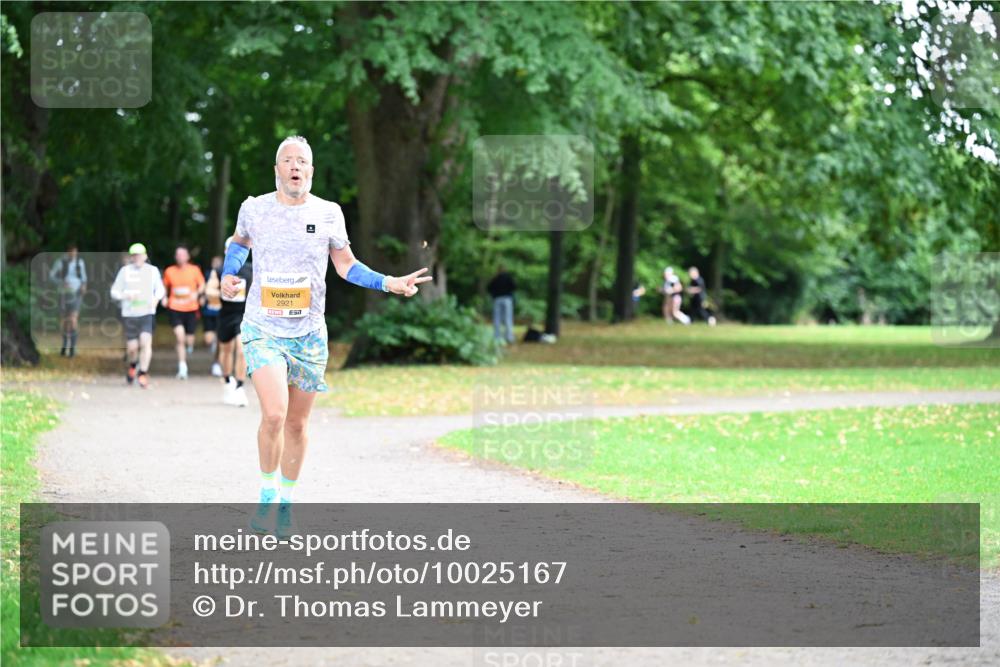 30.08.2026 - Blankeneser Heldenlauf Dr. Thomas Lammeyer http://msf.ph/oto/10025167 30.08.2026 10:26:47 Laufen 2921 meine-sportfotos.de