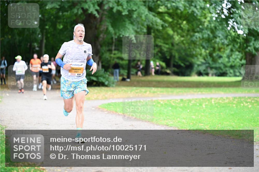 30.08.2026 - Blankeneser Heldenlauf Dr. Thomas Lammeyer http://msf.ph/oto/10025171 30.08.2026 10:26:47 Laufen 2921 meine-sportfotos.de