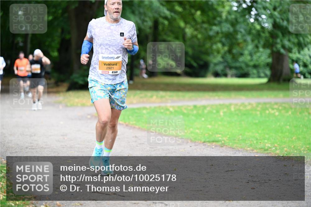 30.08.2026 - Blankeneser Heldenlauf Dr. Thomas Lammeyer http://msf.ph/oto/10025178 30.08.2026 10:26:48 Laufen 2921 meine-sportfotos.de