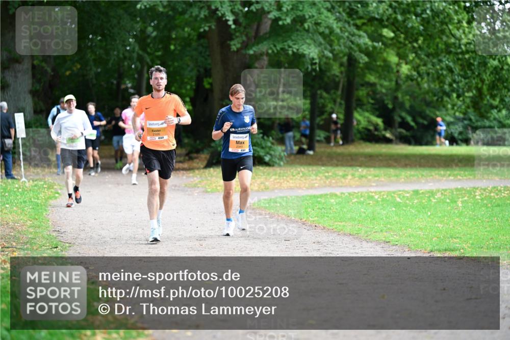 30.08.2026 - Blankeneser Heldenlauf Dr. Thomas Lammeyer http://msf.ph/oto/10025208 30.08.2026 10:26:55 Laufen 2926, 2345 meine-sportfotos.de