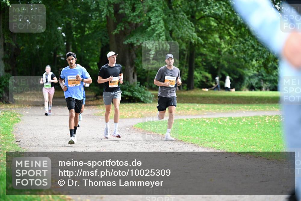 30.08.2026 - Blankeneser Heldenlauf Dr. Thomas Lammeyer http://msf.ph/oto/10025309 30.08.2026 10:27:15 Laufen 2287 meine-sportfotos.de
