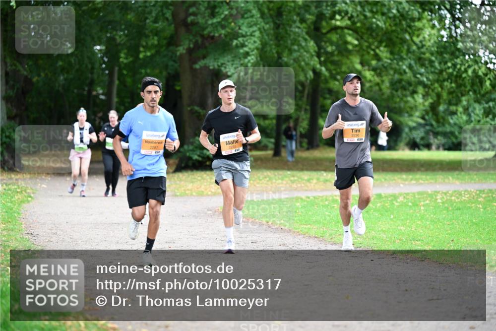 30.08.2026 - Blankeneser Heldenlauf Dr. Thomas Lammeyer http://msf.ph/oto/10025317 30.08.2026 10:27:16 Laufen 2287, 2235, 2236 meine-sportfotos.de