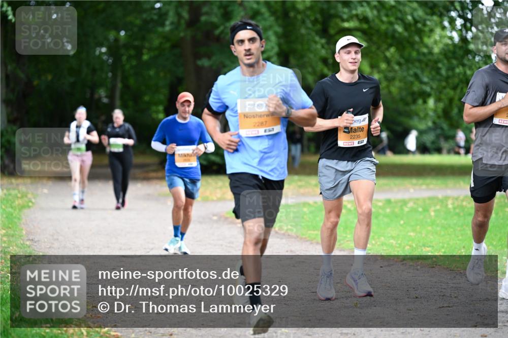 30.08.2026 - Blankeneser Heldenlauf Dr. Thomas Lammeyer http://msf.ph/oto/10025329 30.08.2026 10:27:18 Laufen 2287, 2235 meine-sportfotos.de