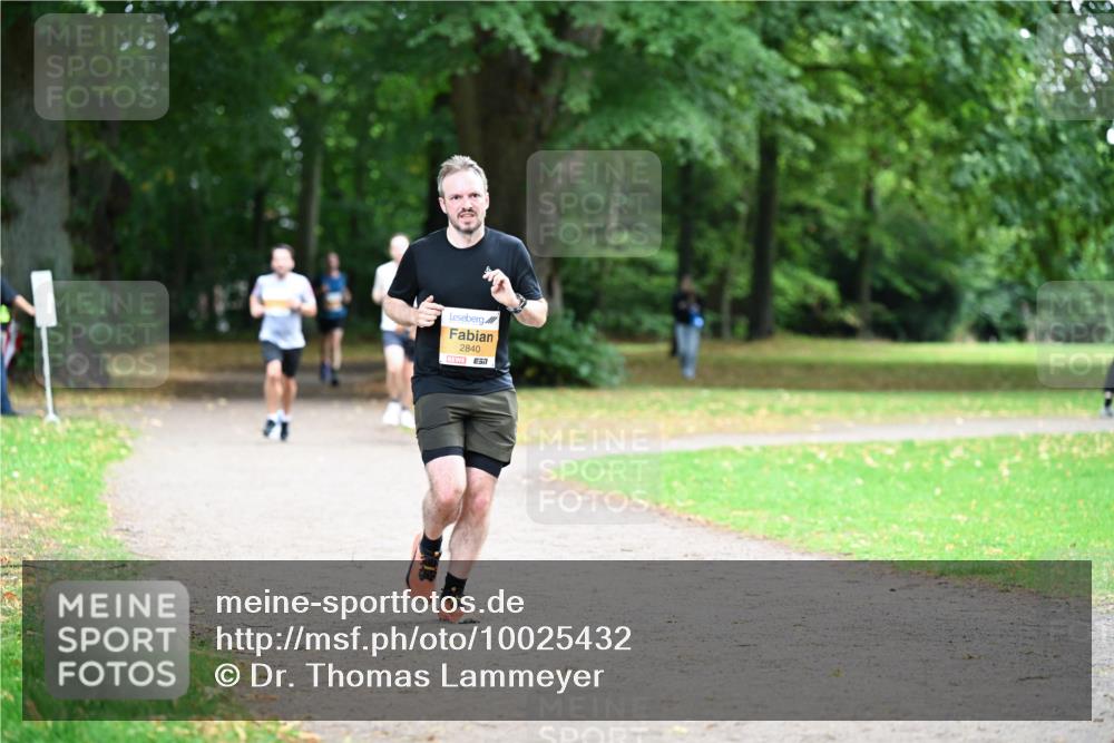 30.08.2026 - Blankeneser Heldenlauf Dr. Thomas Lammeyer http://msf.ph/oto/10025432 30.08.2026 10:27:38 Laufen 2840 meine-sportfotos.de