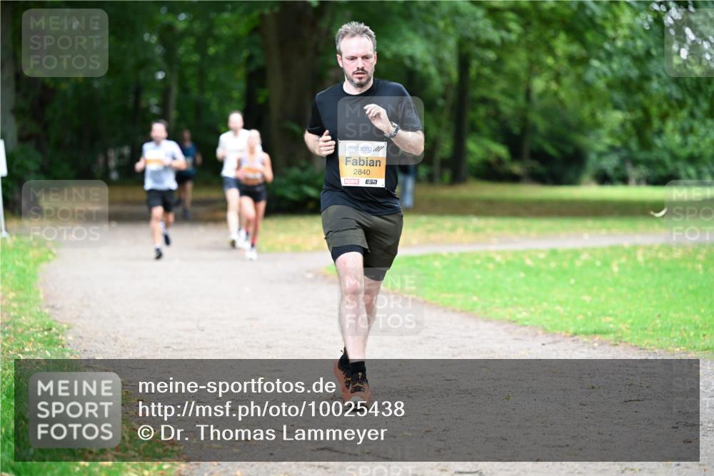 30.08.2026 - Blankeneser Heldenlauf Dr. Thomas Lammeyer http://msf.ph/oto/10025438 30.08.2026 10:27:39 Laufen 2840, 57 meine-sportfotos.de