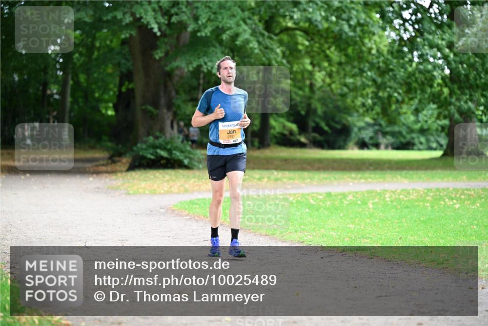 30.08.2026 - Blankeneser Heldenlauf Dr. Thomas Lammeyer http://msf.ph/oto/10025489 30.08.2026 10:27:49 Laufen 2751 meine-sportfotos.de