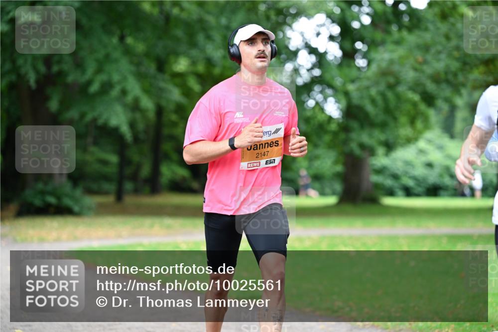 30.08.2026 - Blankeneser Heldenlauf Dr. Thomas Lammeyer http://msf.ph/oto/10025561 30.08.2026 10:28:36 Laufen 2147 meine-sportfotos.de
