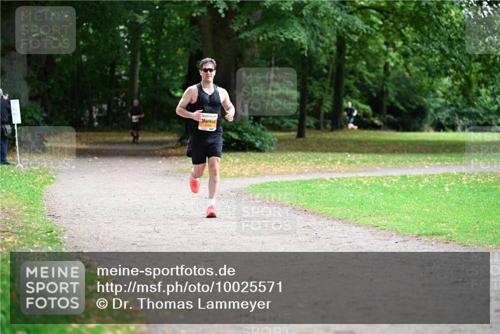 30.08.2026 - Blankeneser Heldenlauf Dr. Thomas Lammeyer http://msf.ph/oto/10025571 30.08.2026 10:28:39 Laufen 2106 meine-sportfotos.de