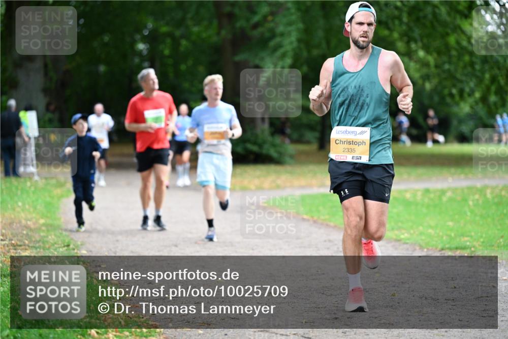 30.08.2026 - Blankeneser Heldenlauf Dr. Thomas Lammeyer http://msf.ph/oto/10025709 30.08.2026 10:29:35 Laufen 2335 meine-sportfotos.de