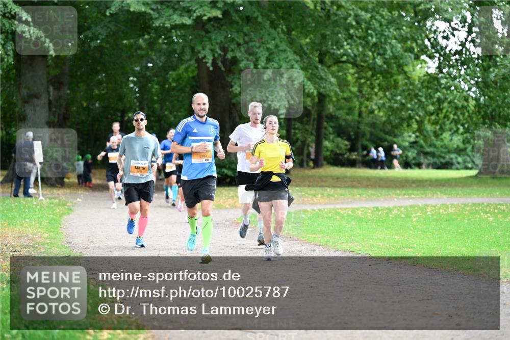 30.08.2026 - Blankeneser Heldenlauf Dr. Thomas Lammeyer http://msf.ph/oto/10025787 30.08.2026 10:29:53 Laufen 2184, 2183 meine-sportfotos.de