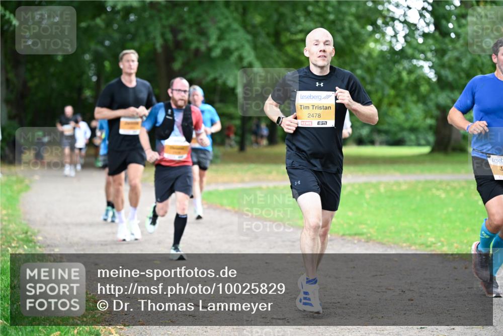30.08.2026 - Blankeneser Heldenlauf Dr. Thomas Lammeyer http://msf.ph/oto/10025829 30.08.2026 10:30:01 Laufen 2478 meine-sportfotos.de