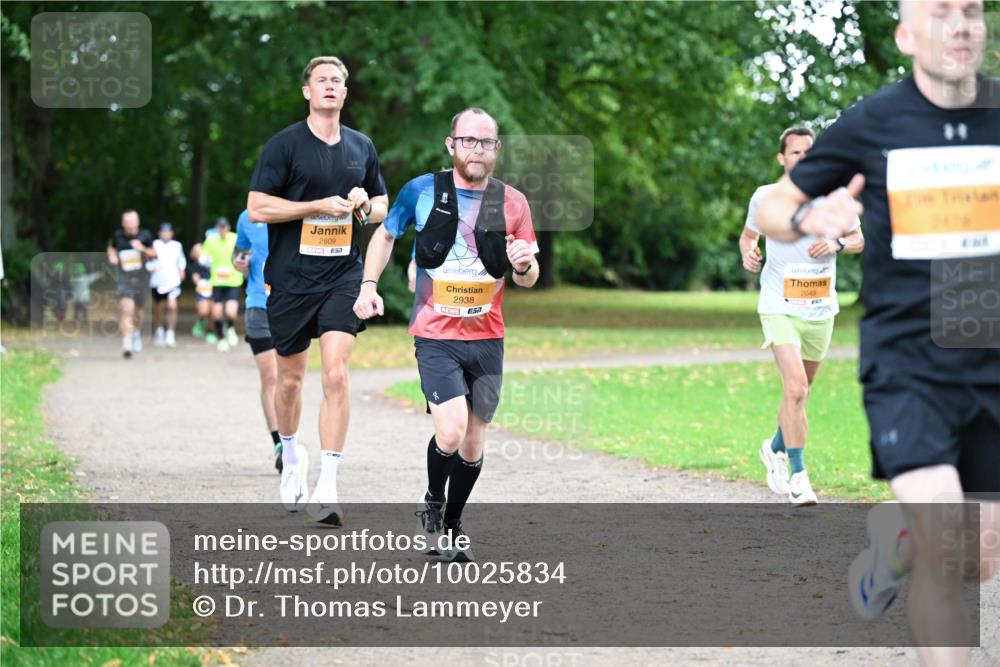 30.08.2026 - Blankeneser Heldenlauf Dr. Thomas Lammeyer http://msf.ph/oto/10025834 30.08.2026 10:30:02 Laufen 2609, 2938, 2049 meine-sportfotos.de