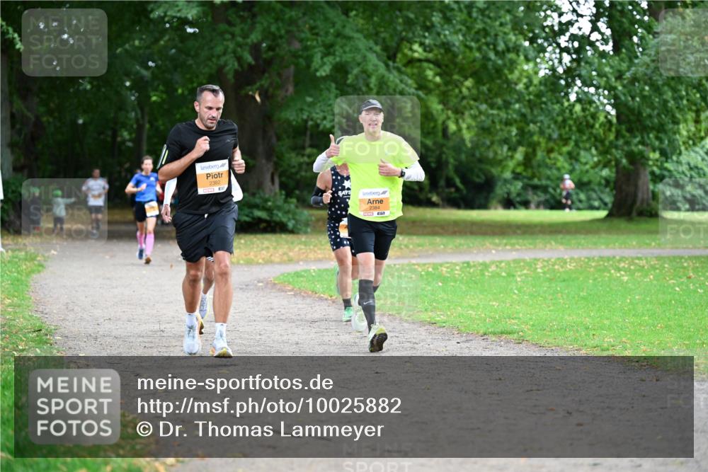 30.08.2026 - Blankeneser Heldenlauf Dr. Thomas Lammeyer http://msf.ph/oto/10025882 30.08.2026 10:30:09 Laufen 2382, 2384 meine-sportfotos.de
