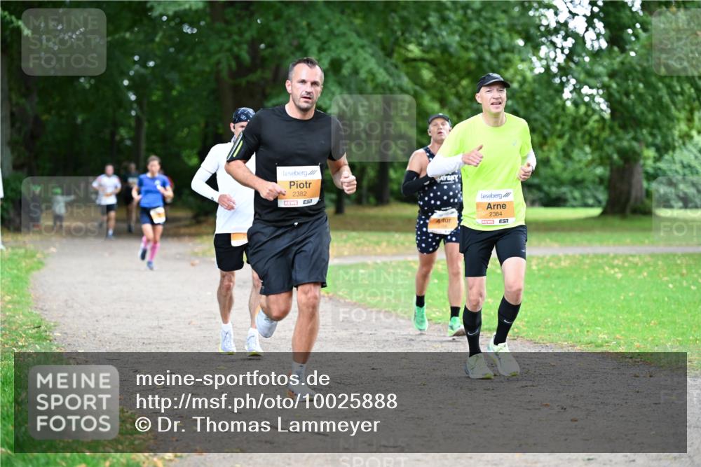 30.08.2026 - Blankeneser Heldenlauf Dr. Thomas Lammeyer http://msf.ph/oto/10025888 30.08.2026 10:30:10 Laufen 2382, 2384, 57 meine-sportfotos.de