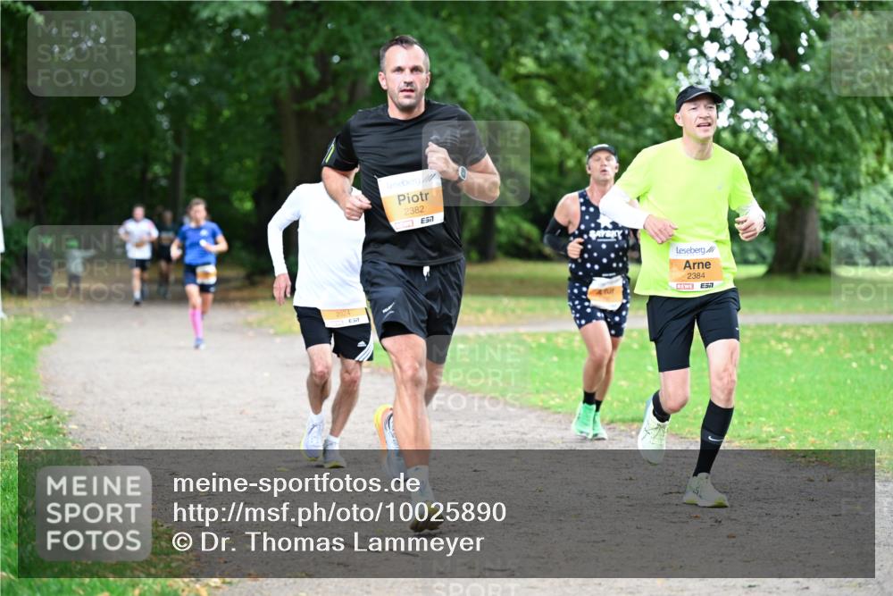 30.08.2026 - Blankeneser Heldenlauf Dr. Thomas Lammeyer http://msf.ph/oto/10025890 30.08.2026 10:30:10 Laufen 2024, 2382, 2384, 7, 4 meine-sportfotos.de