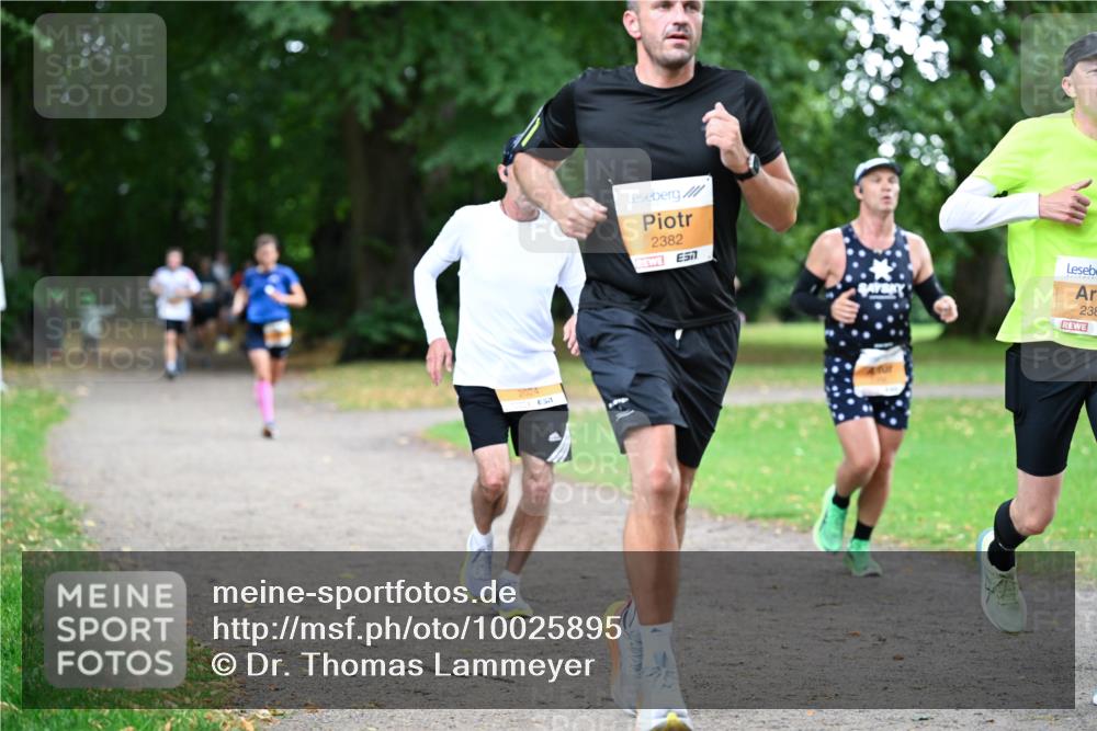 30.08.2026 - Blankeneser Heldenlauf Dr. Thomas Lammeyer http://msf.ph/oto/10025895 30.08.2026 10:30:11 Laufen 2024, 2382, 238 meine-sportfotos.de