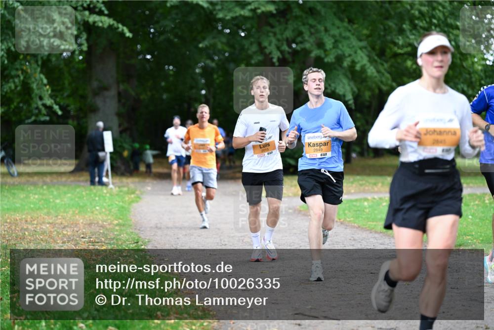 30.08.2026 - Blankeneser Heldenlauf Dr. Thomas Lammeyer http://msf.ph/oto/10026335 30.08.2026 10:32:05 Laufen 2015, 2849, 2845 meine-sportfotos.de