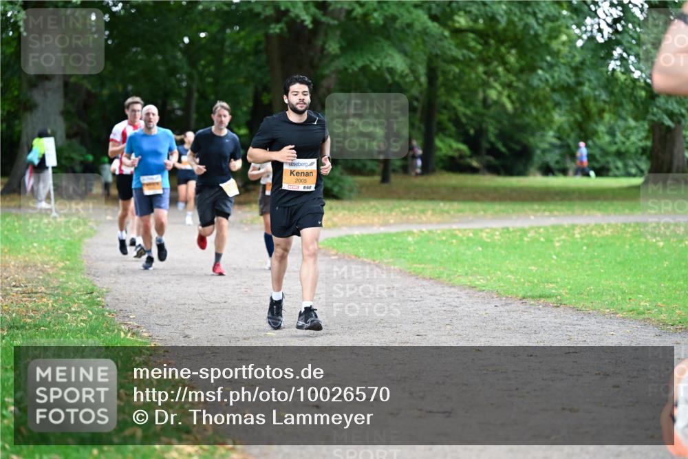 30.08.2026 - Blankeneser Heldenlauf Dr. Thomas Lammeyer http://msf.ph/oto/10026570 30.08.2026 10:33:09 Laufen 2005 meine-sportfotos.de