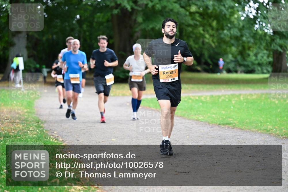 30.08.2026 - Blankeneser Heldenlauf Dr. Thomas Lammeyer http://msf.ph/oto/10026578 30.08.2026 10:33:10 Laufen 2005 meine-sportfotos.de
