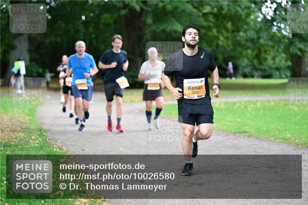 30.08.2026 - Blankeneser Heldenlauf Dr. Thomas Lammeyer http://msf.ph/oto/10026580 30.08.2026 10:33:10 Laufen 2005 meine-sportfotos.de