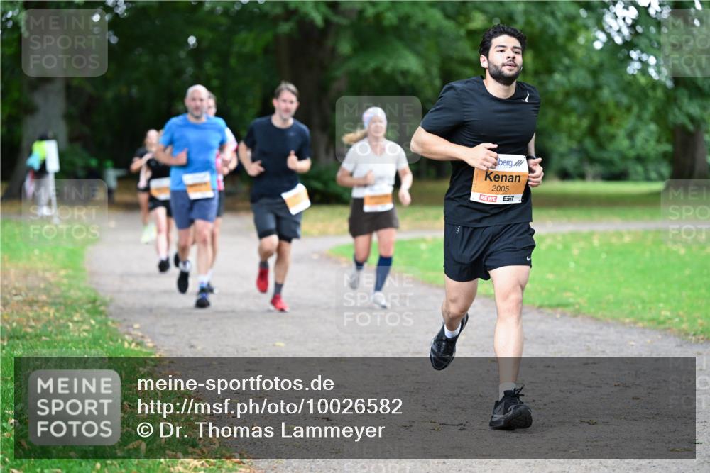 30.08.2026 - Blankeneser Heldenlauf Dr. Thomas Lammeyer http://msf.ph/oto/10026582 30.08.2026 10:33:10 Laufen 2005 meine-sportfotos.de