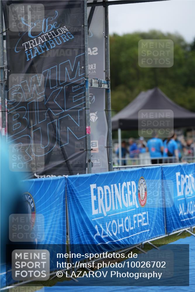 30.08.2026 - Elbe Triathlon Hamburg LAZAROV Photography http://msf.ph/oto/10026702 30.08.2026 09:54:48 Ziel  meine-sportfotos.de