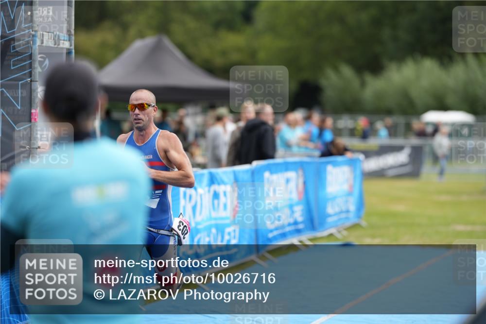 30.08.2026 - Elbe Triathlon Hamburg LAZAROV Photography http://msf.ph/oto/10026716 30.08.2026 09:58:39 Ziel 203 meine-sportfotos.de